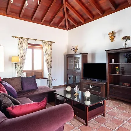 Home2book Finca Dos Ruedas Villa
